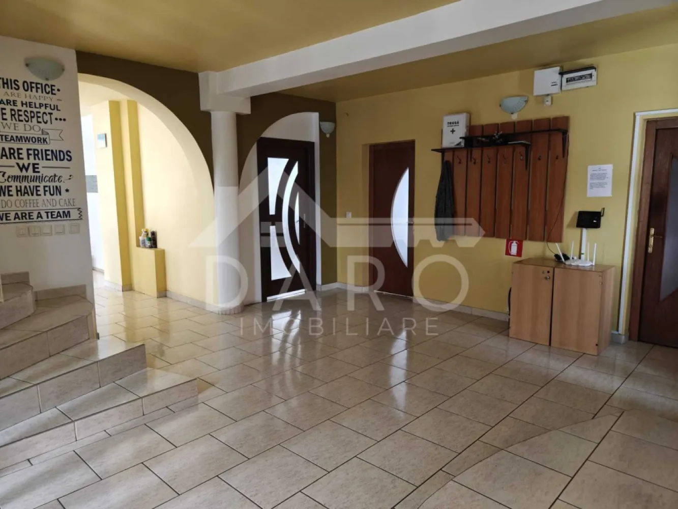 inchiriez casa mare in Tudor pretabila pentru firme, birouri etc.