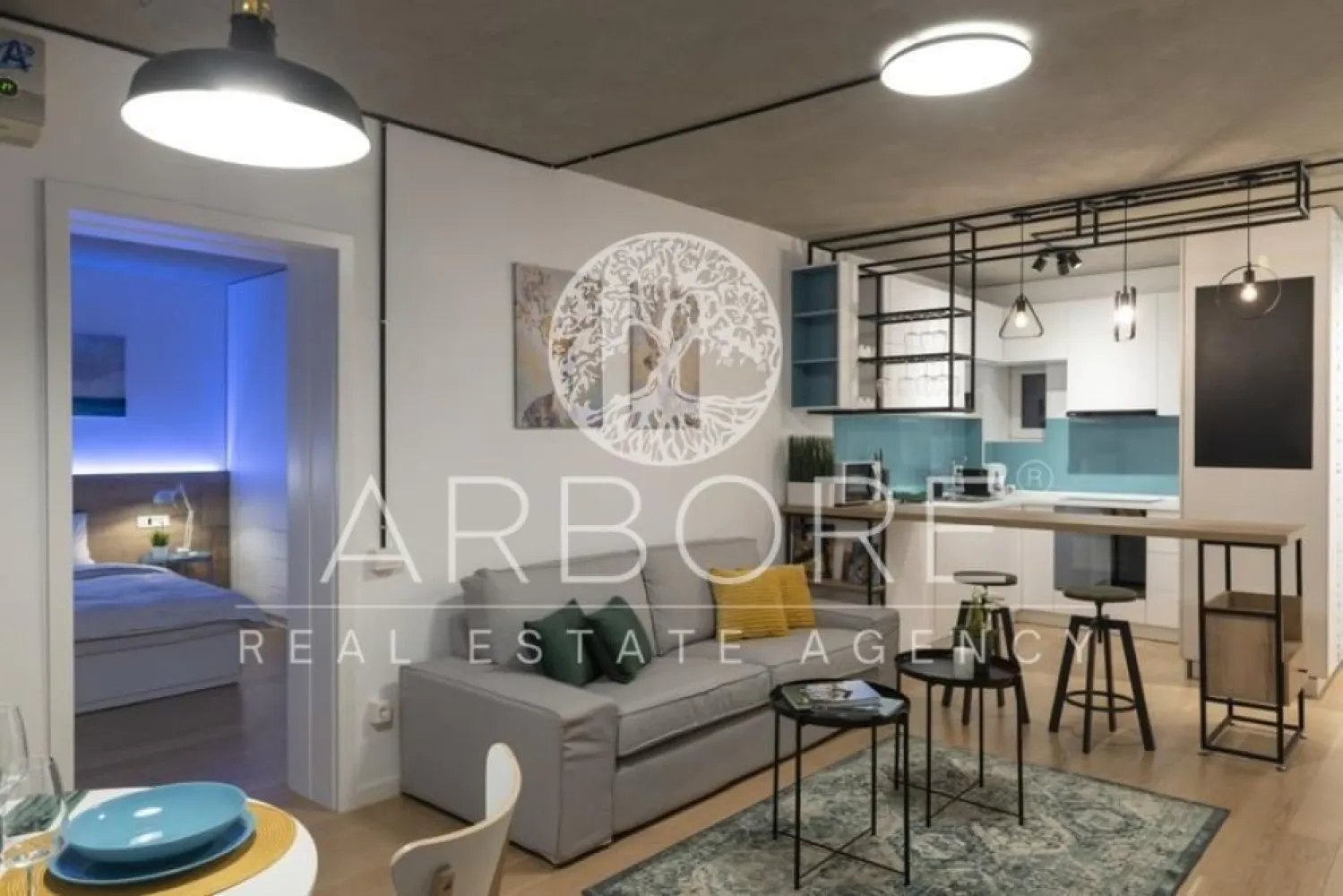 Apartament 3 camere, Sala Palatului, Blocul turn, etaj1