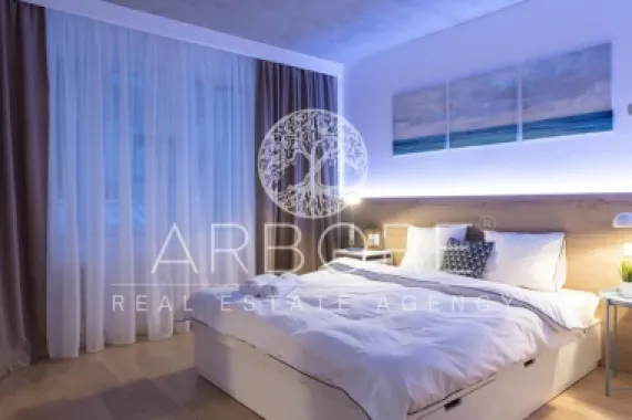 Apartament 3 camere, Sala Palatului, Blocul turn, etaj1