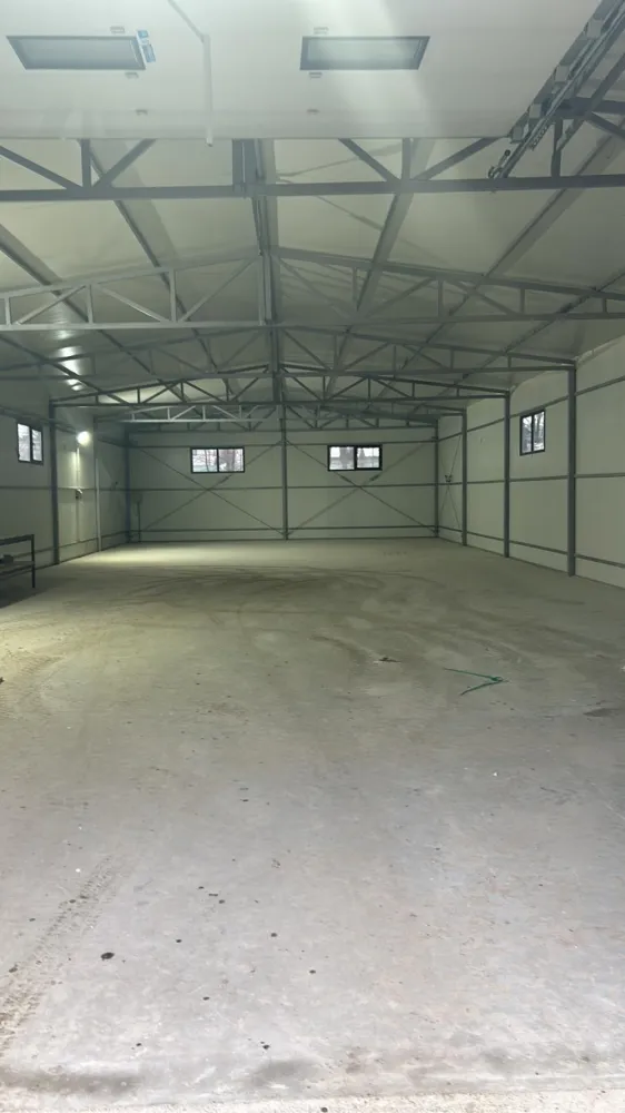 hala de vanzare zona vicovu de jos - Hală 360 mp cu 40 ari + automatizări și sistem video, Vicovu de Jos – 206.000 € &nbsp;usor negociabil. }}