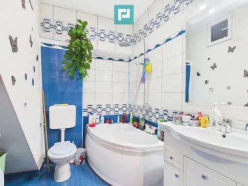 Apartament cu 2 camere pe Str.Episcopiei