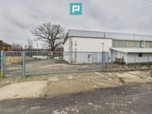 Hală cu teren intravilan de 3500 mp, în Sebiș Arad