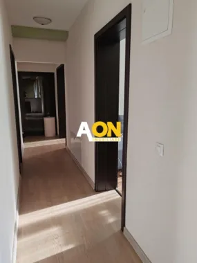 Casa 3 Camere, 179 mp Construiti, Teren 784 mp, Zona Cetate