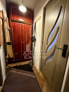 Apartament cu 3 camere de vanzare, zona Girocului, Timisoara