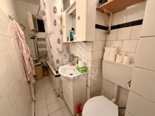 Apartament cu 3 camere de vanzare, zona Girocului, Timisoara