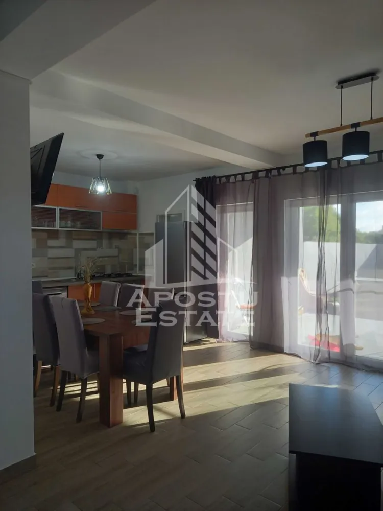 DUplex in Ghiroda , 3 Dormitoare, Gradina Proprie