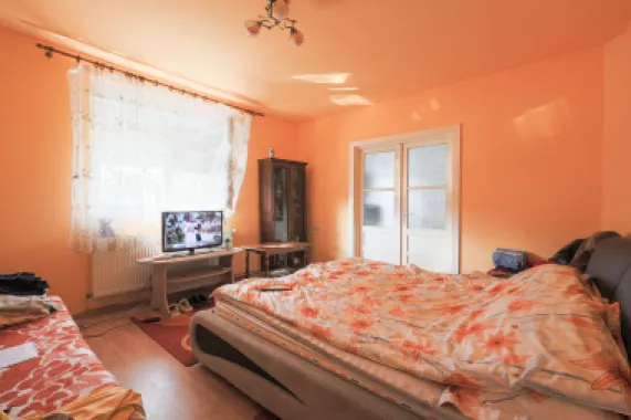 O casă în Grădiște, cu grădină proprie - teren 316 mp