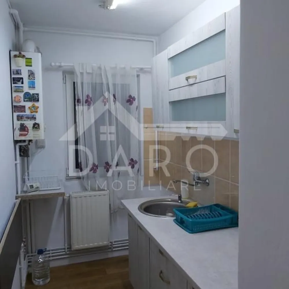 Apartament de 2 camere de vanzare in 7 noiembrie, Tg Mures