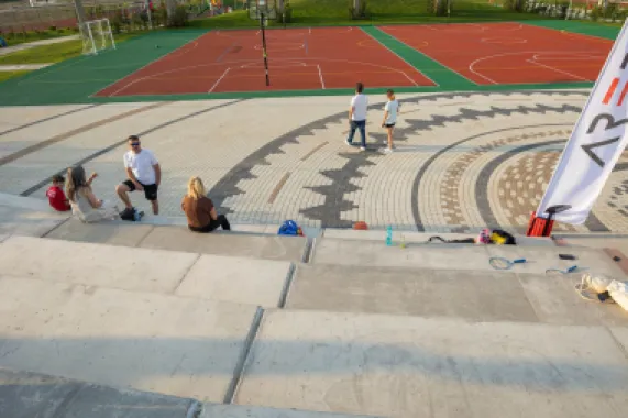 Dacă ai putea să ai un parc privat de 1,6 ha „la tine în curte”?