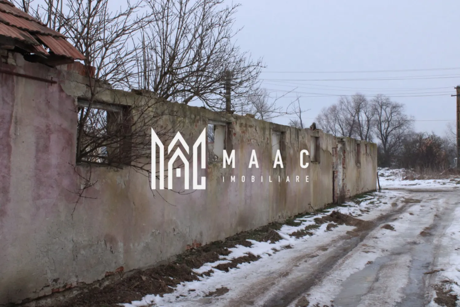 Teren 8000 mp I Intravilan I Utilitati- Vurpar