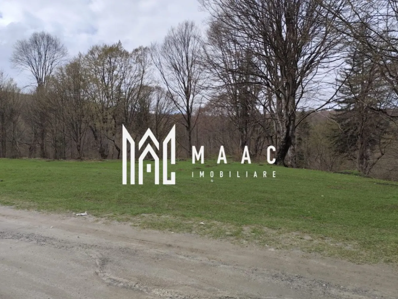 Teren Intravilan |2000Mp| Valea Avrigului - MAAC Imobiliare vă propune spre vânzare un teren intravilan cu un potențial excelent, situat în una dintre cele mai apreciate zone turistice din Valea Avrigului, cu acces direct din drumul județean Avrig. Locația oferă liniște, natură și reprezintă un cadru ideal pentru proiecte rezidențiale sau turistice. Proprietatea dispune de o suprafață generoasă de 2.000 mp, cu o deschidere de 65 m, ceea ce oferă multiple posibilități de dezvoltare. Terenul este potrivit atât pentru casă de vacanță, cât și pentru pensiune sau cabană, fiind complet liber de construcții. 📍 Caracteristici principale: Teren intravilan, pregătit pentru construcții; Acces direct și rapid din DN Zonă liniștită, înconjurată de natură și peisaj pitoresc; La doar 4 m distanță se află un pârâu, oferind un plus de valoare și atmosferă naturală; Regim de înălțime admis: P + 1E + M, flexibil pentru diverse proiecte; Pentru mai multe detalii și pentru a programa o vizionare, contactați echipa MAAC, specificând ID anunț CP: 2840041 }}