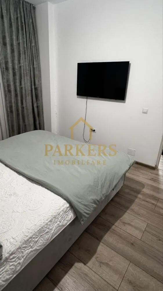 Apartament 2 camere zona VIVO de inchiriat