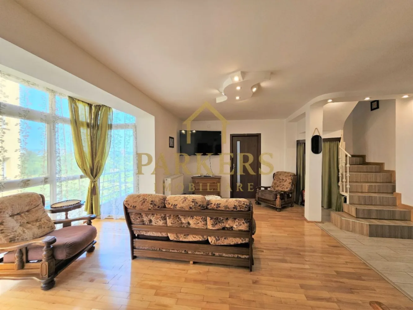 Apartament 7 dormitoare de inchiriat in Gheorgheni disponibil imediat