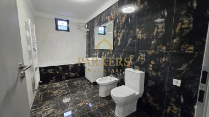 Apartament 3 camere 60 mp la mansarda si parcare in Manastur