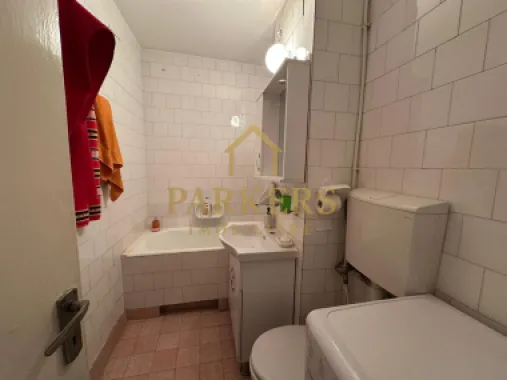 Apartament decomandat 3 camere etaj intermediar zona Manastur Cluj