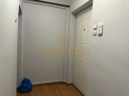 spatiu birouri 3 camere ultracentral de inchiriat