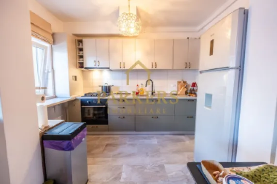 Apartament 2 camere cu terasa de 50mp si Garaj de vanzare zona VIVO