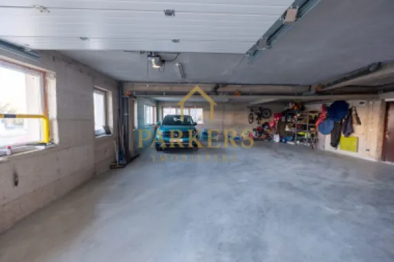 Apartament 2 camere cu terasa de 50mp si Garaj de vanzare zona VIVO