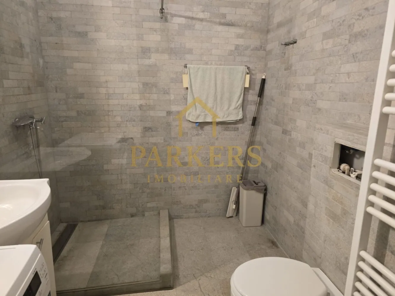 Apartament cu 2 camere, 60mp, parcare subterană, zona Intre Lacuri