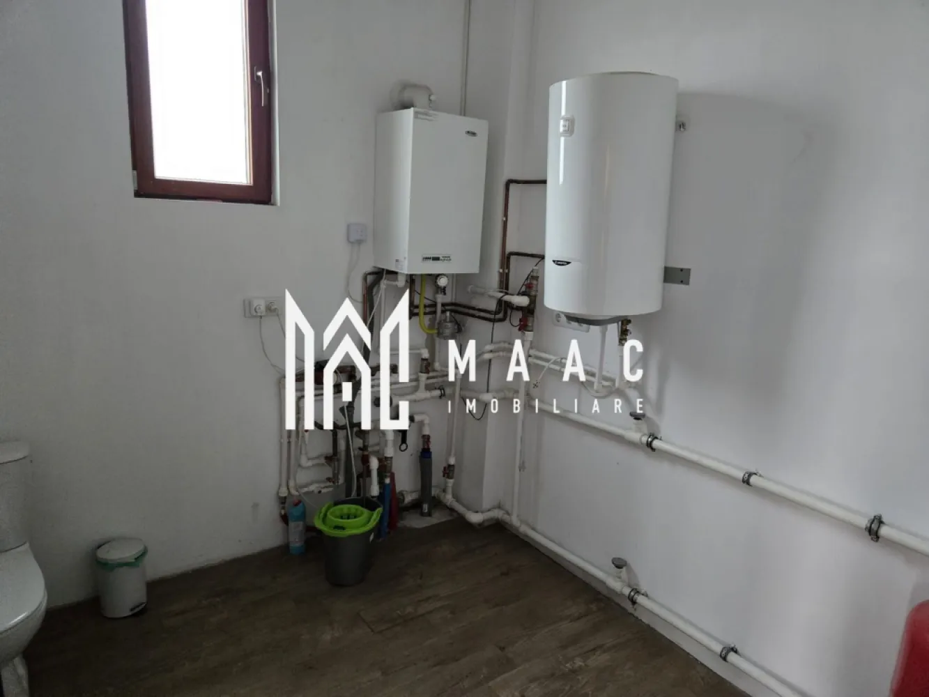 Imobil industrial I 448 mp I Teren 12.000 mp I Bradu I De Inchiriat