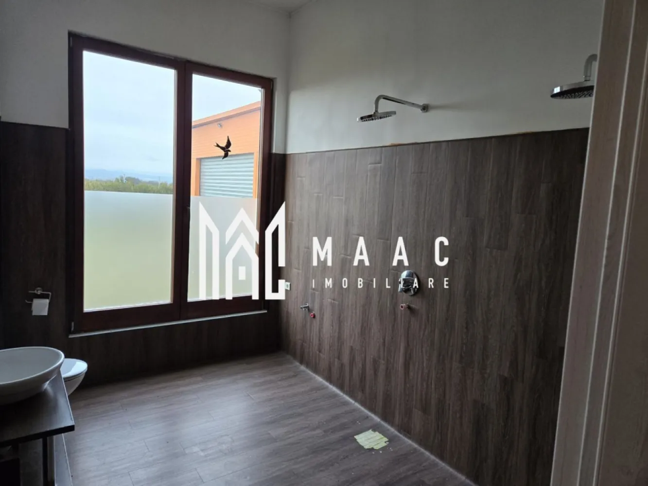 Imobil industrial I 448 mp I Teren 12.000 mp I Bradu I De Inchiriat