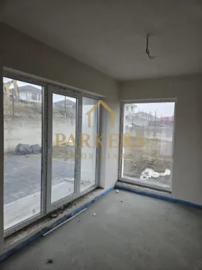 Vând Casa tip Duplex