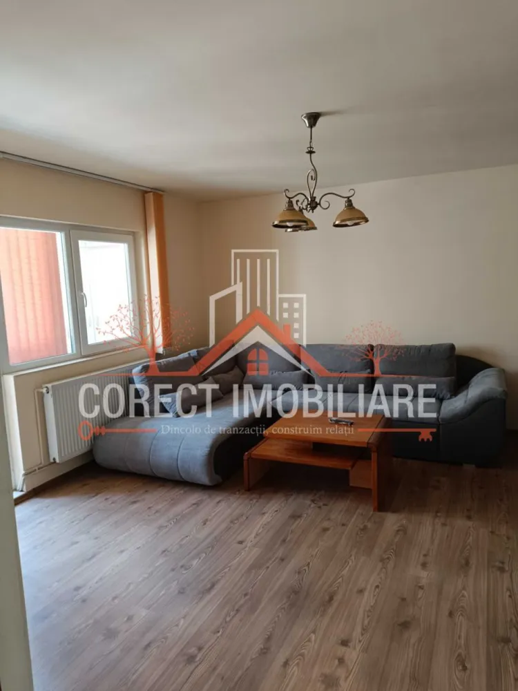 🏡Apartament cu 2 camere de inchiriat - Str.Calea Moldovei - 320€ - 🏡Apartament cu 2 camere de inchiriat - Str.Calea Moldovei - 320€ 🔸 Etaj: 3 cu lift 🔸 Suprafata utila de 55mp, compartimentat astfel: - Dormitor -Living -Bucatarie utilata -Baie Apartamentul este renovat si complet mobilat, dispune de loc de parcare si aer conditionat, Disponibil dupa data de 15.12.2025. Se inchiriaza pe termen lung. 💶 Preț chirie: 320€ /lună Pentru detalii și vizionări: 📞 0773 313 378 – Corect Imobiliare ✨ Dincolo de tranzacții, construim relații }}