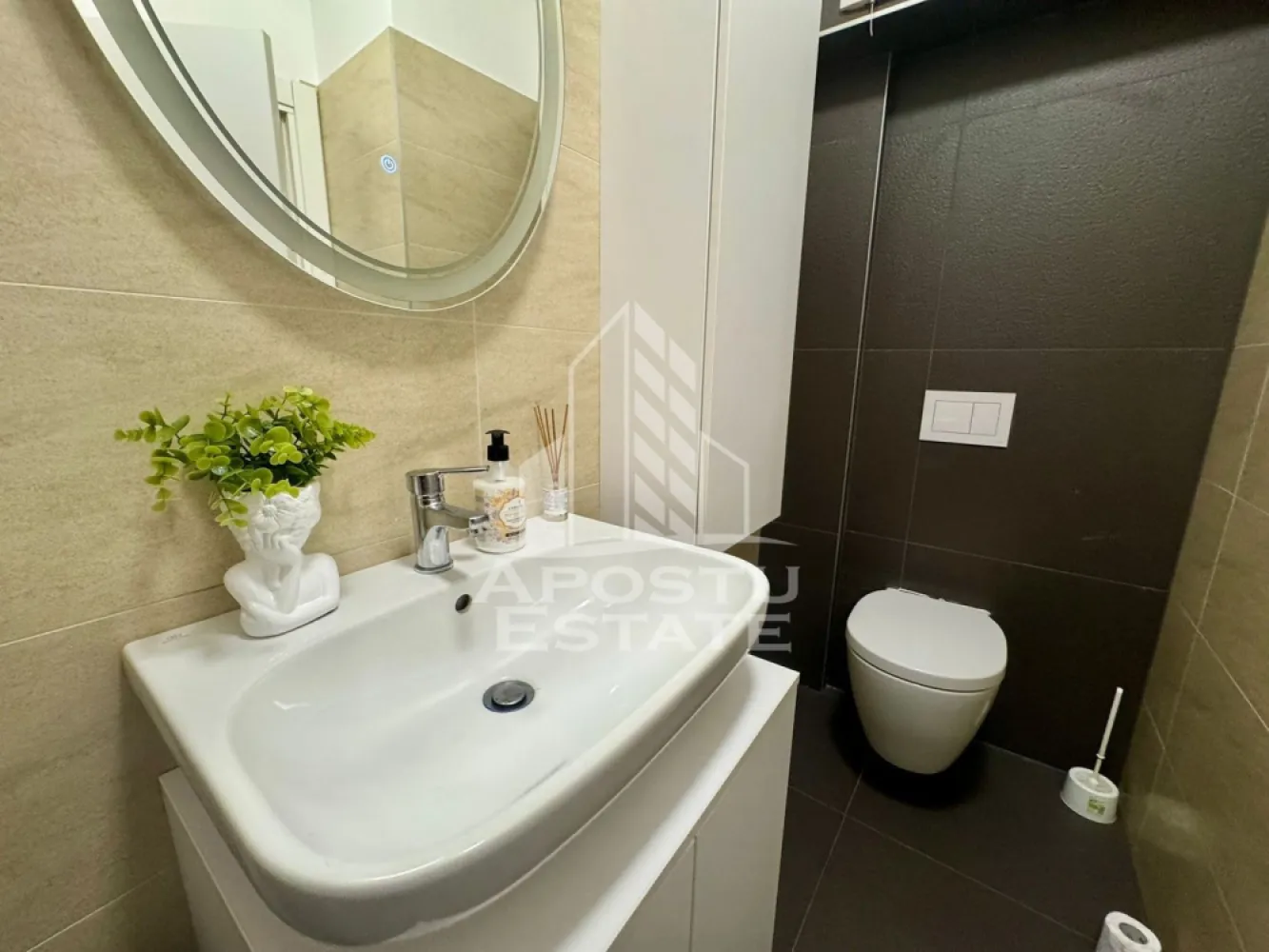 Apartament cu 2 camere open space Torontalului