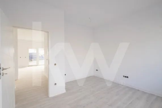 Spațiu comercial, finisat, vitrina, parcare – Doamna Stanca–Dedeman, disponibil acum