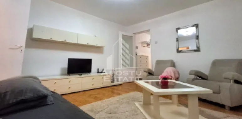 Apartament 2 camere Cal.Romanilor.Din 01.08