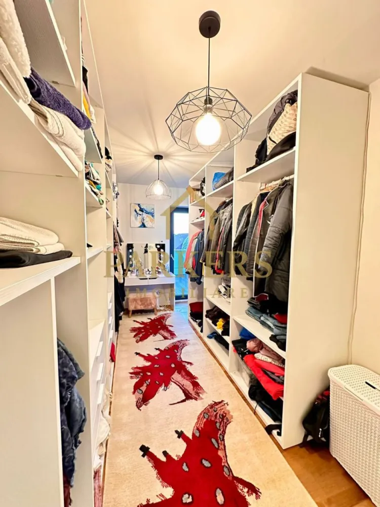 Penthouse exclusivist 180mp, terase 250mp, zona Buna Ziua