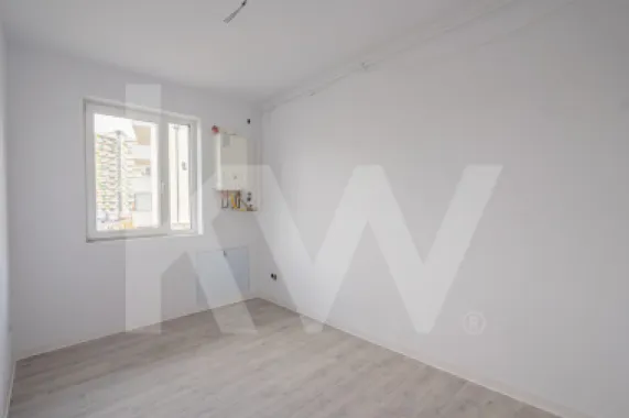 Spațiu comercial, finisat, vitrina, parcare – Doamna Stanca–Dedeman, disponibil acum