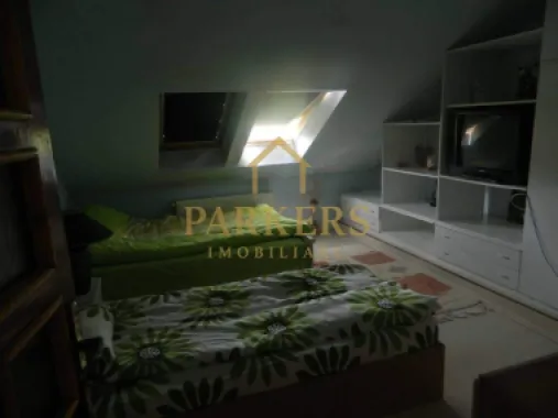 Duplex 329mp utili, teren 435mp, 10 camere, zona centrală