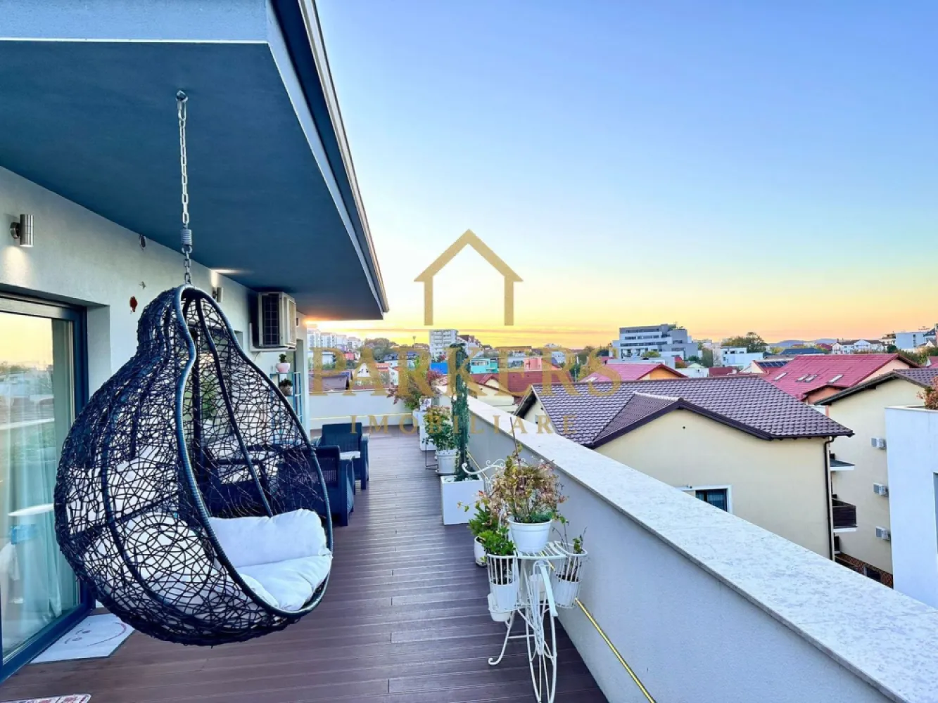 Penthouse exclusivist 180mp, terase 250mp, zona Buna Ziua