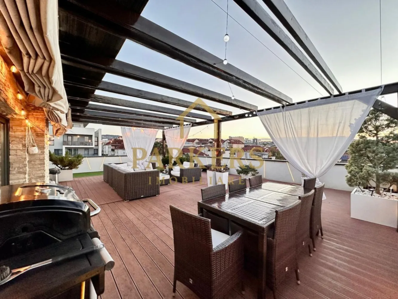 Penthouse exclusivist 180mp, terase 250mp, zona Buna Ziua