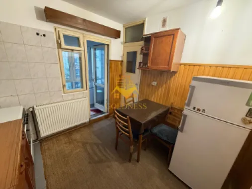 2 camere decomandate, balcon Zona Intre Lacuri, Iulius Mall, Fsega