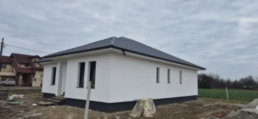 BRASADAS vinde casa 2025 cu 3 dormitoare zona Dara.