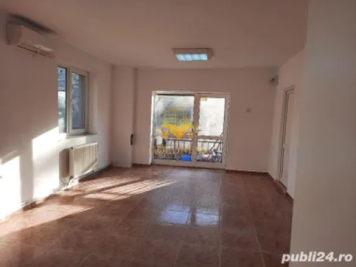 Spatiu comercial/ Birouri, Gheorgheni, Zona Albac,