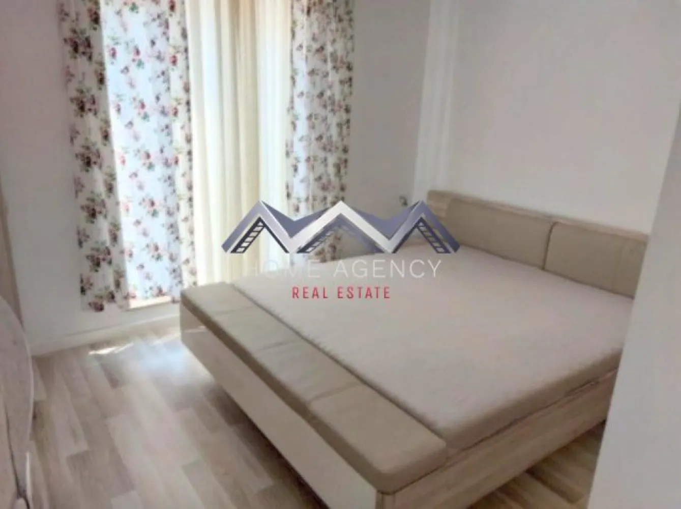 Apartament 2 camere | vedere spre piscină | include parcare