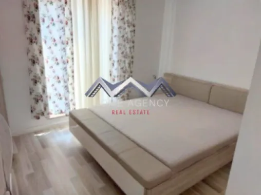 Apartament 2 camere | vedere spre piscină | include parcare