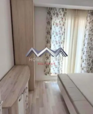 Apartament 2 camere | vedere spre piscină | include parcare