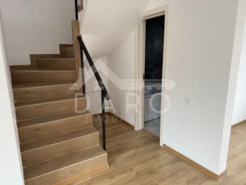 🏡 Case tip triplex de vânzare | 110 mp | Garaj | 126.000 €