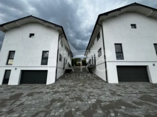 🏡 Case tip triplex de vânzare | 110 mp | Garaj | 126.000 €