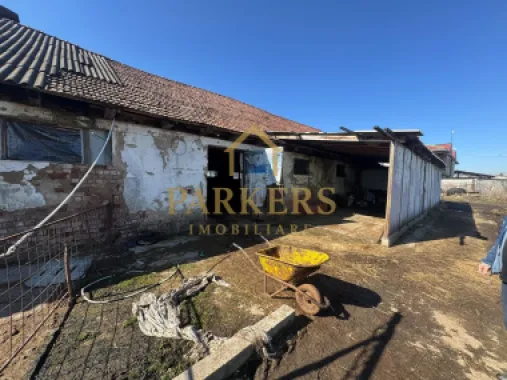 Fermă cu hală 275 mp Ileni, acces râu, Făgăraș