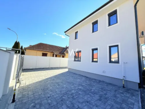 Casă individuală premium de vânzare în Șelimbăr – 650 mp teren