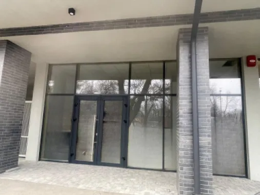 Spațiu comercial de închiriat – ultracentral , lângă Parcul Bratianu