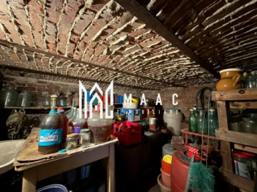 Casa individuala 3 camere | Pivnita | Pod | Curte | Lupeni