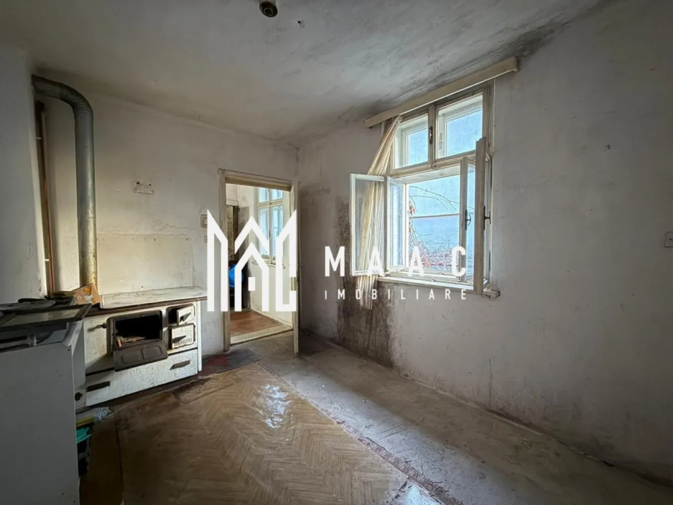 Casa individuala 3 camere | Pivnita | Pod | Curte | Lupeni