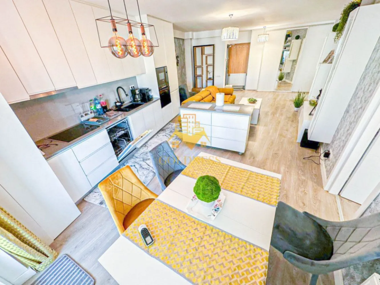 3 camere, modern, semicentral, Scala Center, zona Bosch, NTT Data