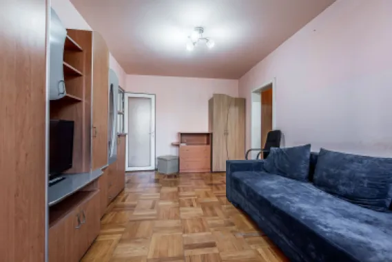 Apartament 2 camere, Etaj 1 - Zona Aurel Vlaicu